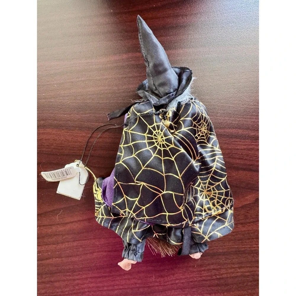 NEW Ganz Furry's Small Wonders Witch Fig Sitter Poseable Halloween Decor EH9390
